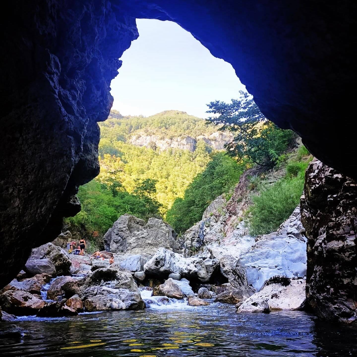 waterfall in garfagnana