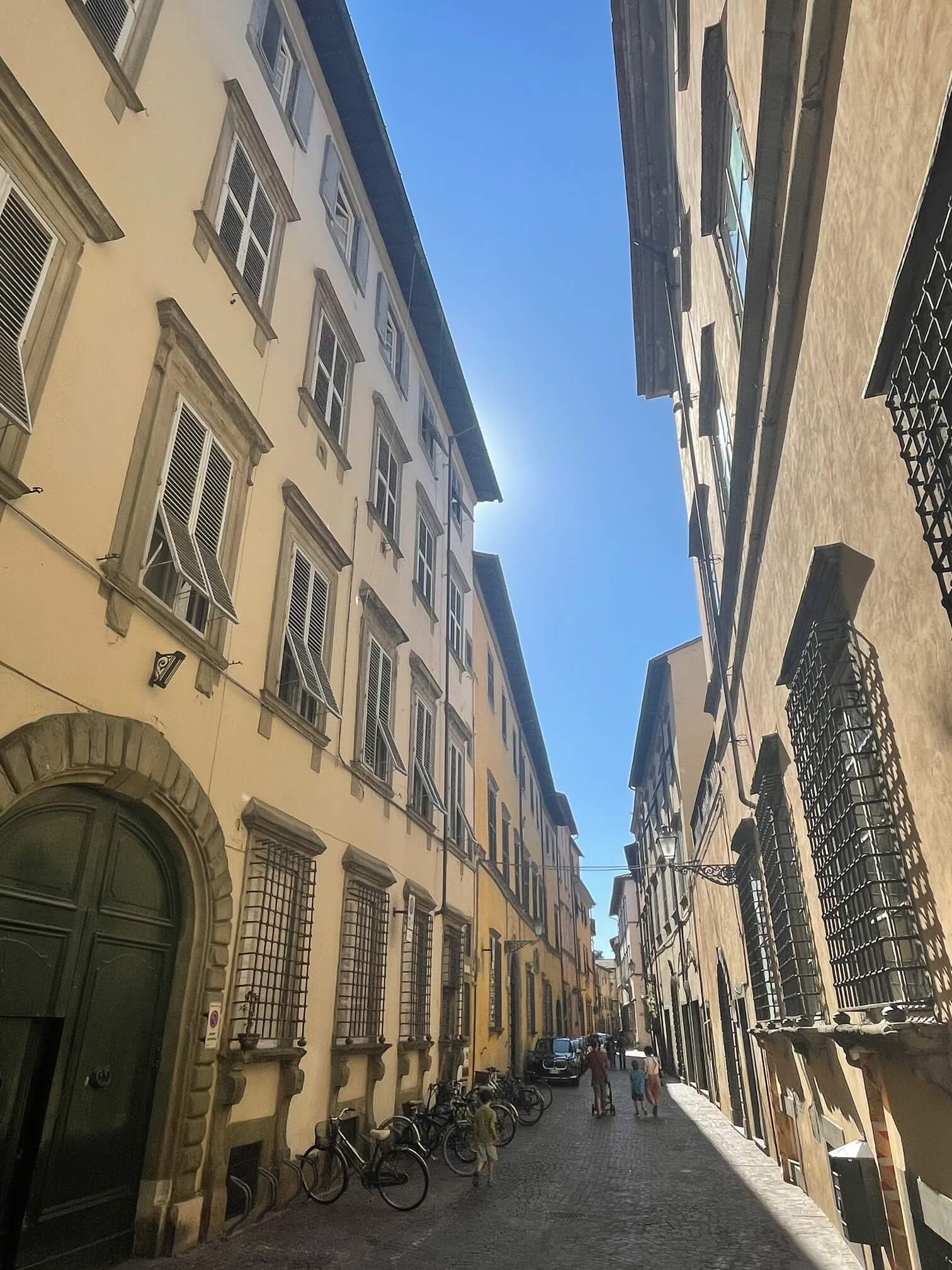 bikes in lucca